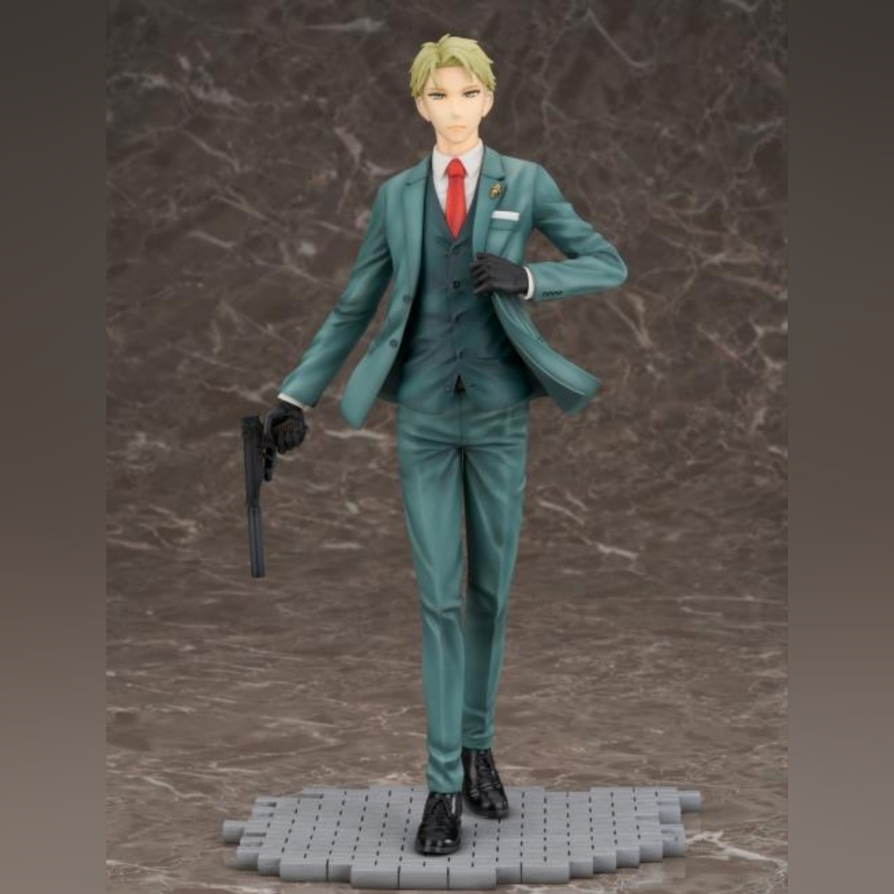 Spy x Family F:Nex Loid Forger 1/7 Scale Figure